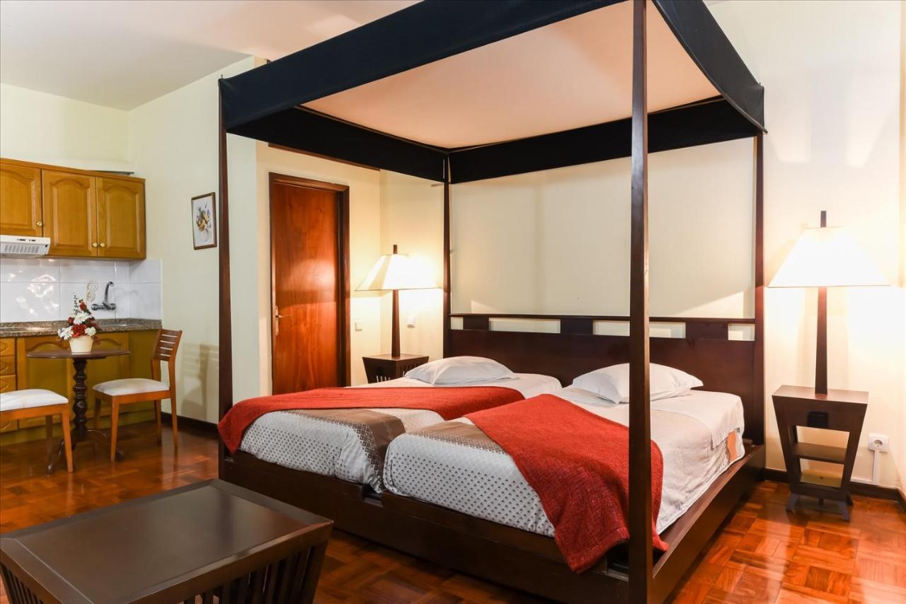 Residencial Colombo Bed & Breakfast Funchal  Ngoại thất bức ảnh