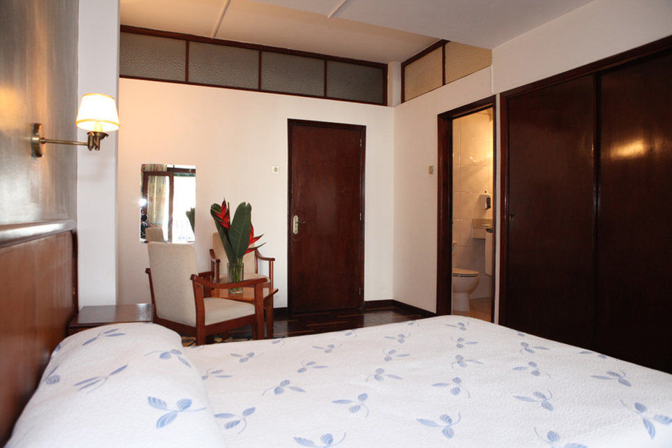 Residencial Colombo Bed & Breakfast Funchal  Ngoại thất bức ảnh